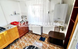 Casa singur in curte - Mureseni - Poză 5