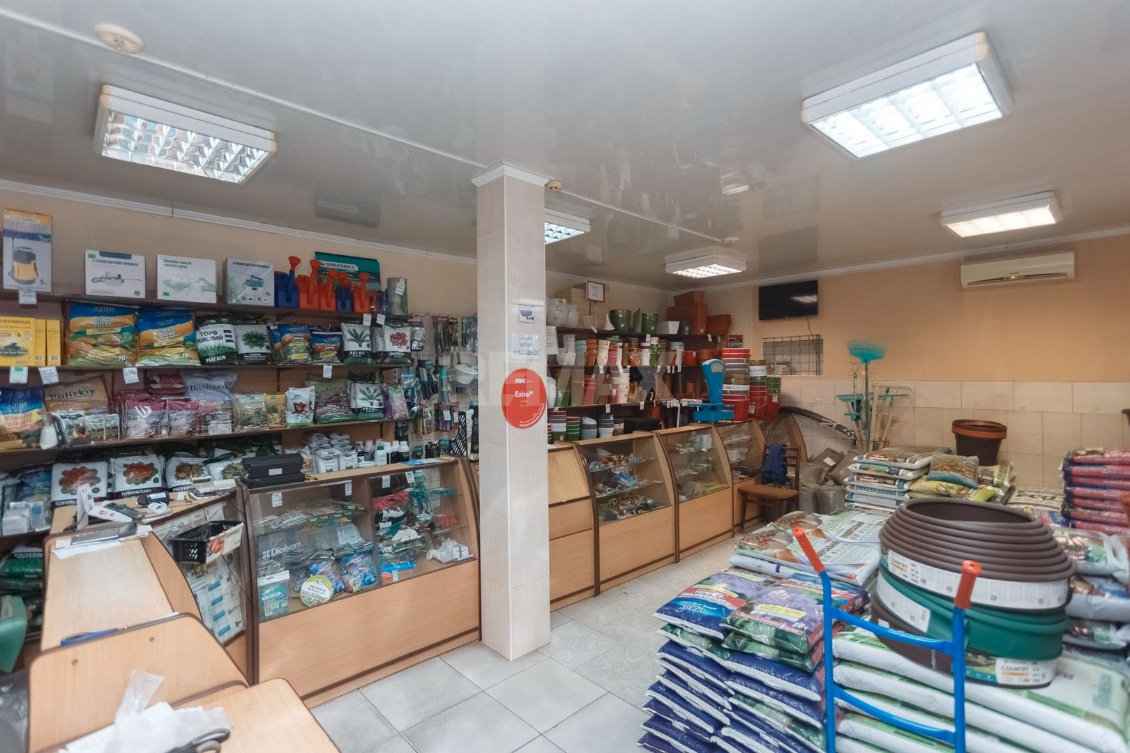Clădire comercială cu birouri Centru, Mun. Chișinău - Poză 2