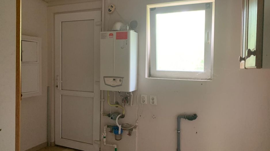Duplex spațios, 200 mp utili, teren 700 mp, în vatra veche din Moșnița - Poză 23