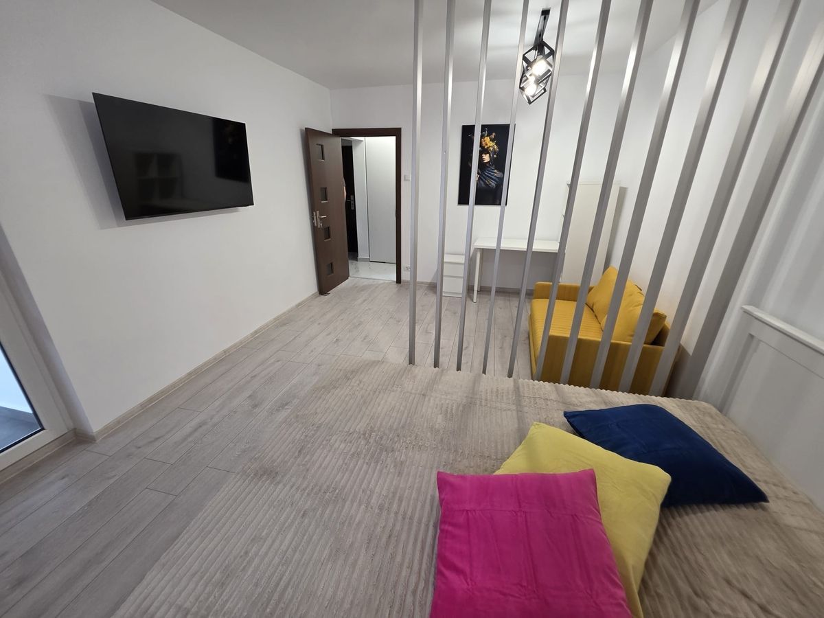 GARSONIERA IANCULUI - BLOC REABILITAT, PRIMA INCHIRIERE, MODERN - Poză 2