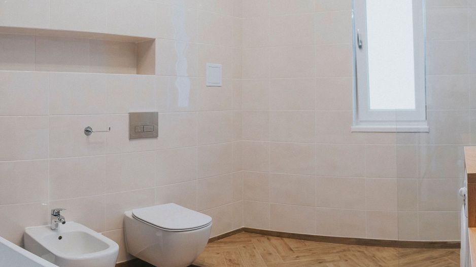 3 camere, ultracentral, Oradea. 215 000 E + TVA - Poză 40