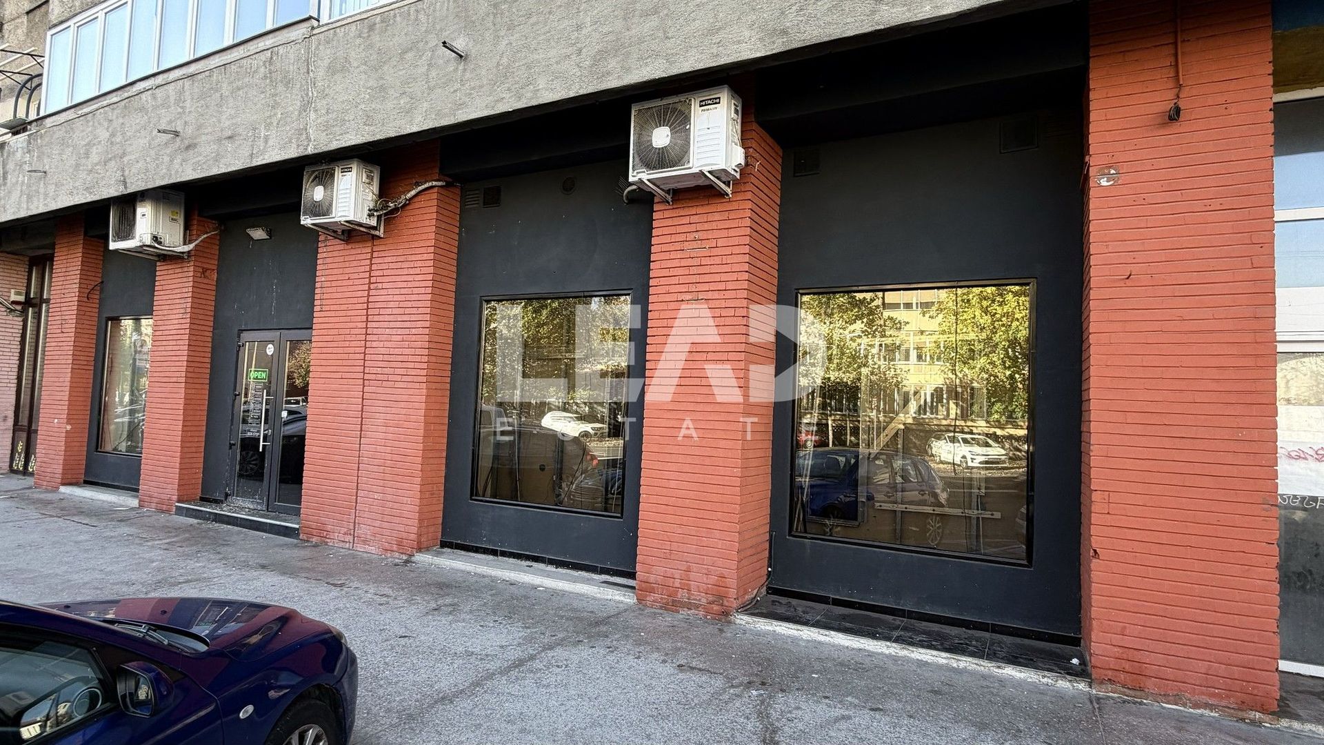SPATIU COMERCIAL 206 MP LA STRADA | VITRINA 12 ML | CENTRUL CIVIC - Poză 1