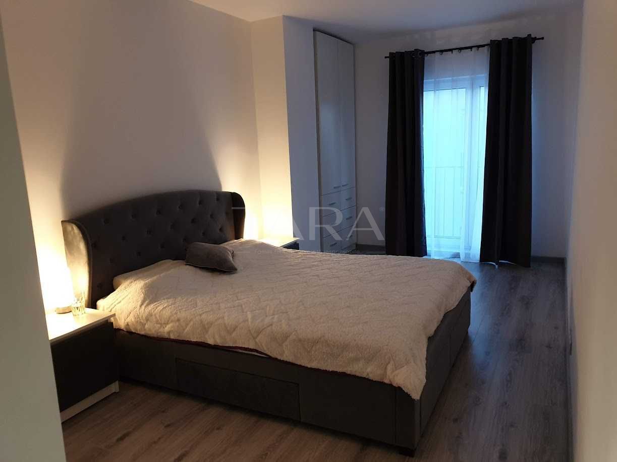 Apartament Modern cu 3 Camere și Priveliște Deosebită - Poză 3