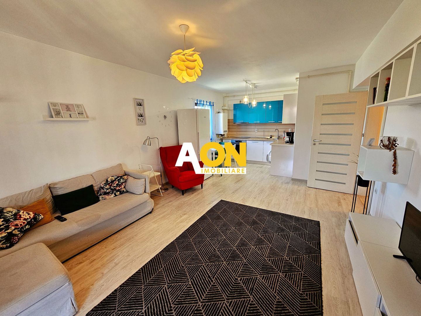 Apartament 3 camere lux, 2 balcoane, mobilat, utilat, ultracentral - Poză 1