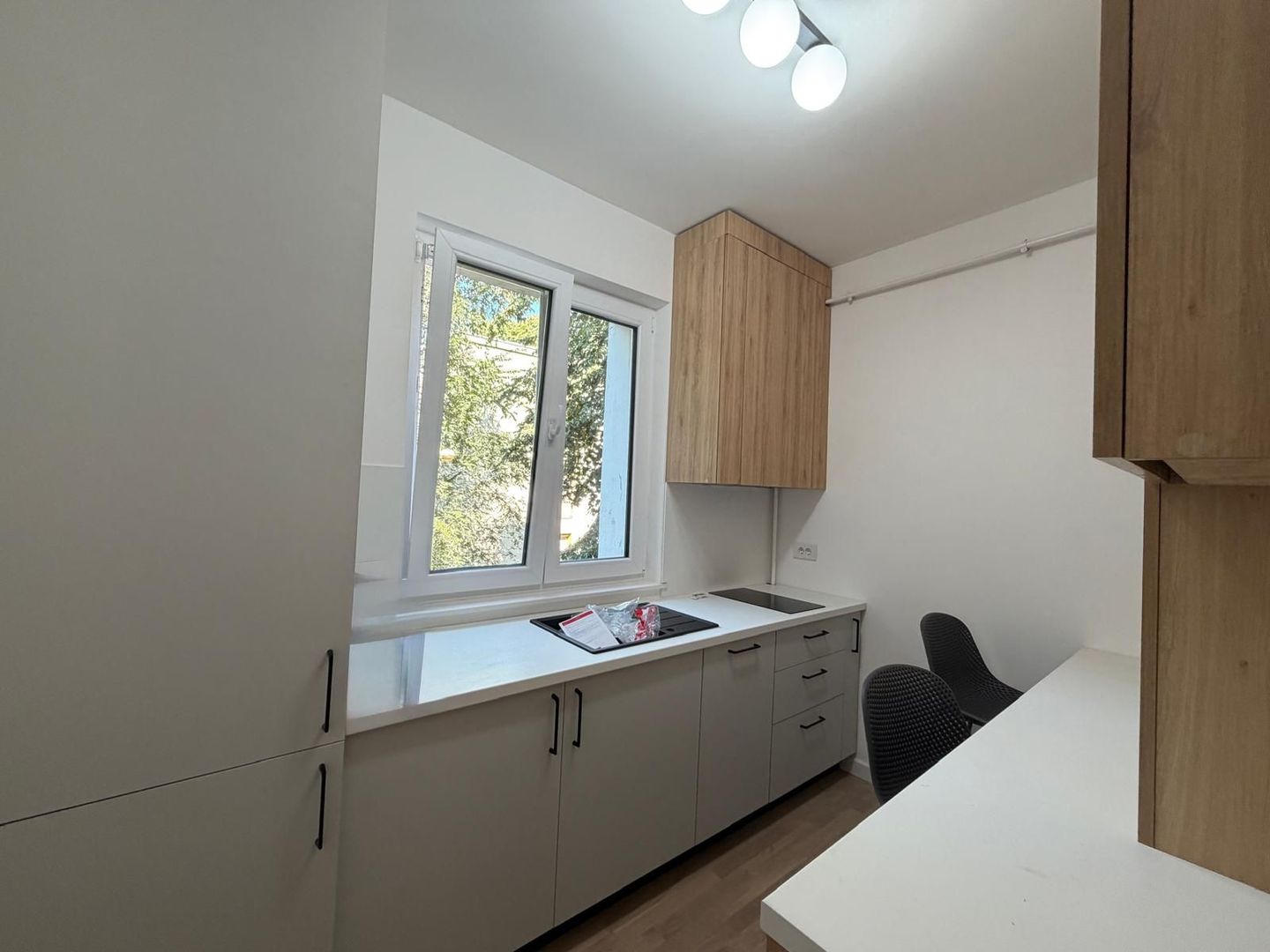 2 camere renovat integral - incalzire in pardoseala centrala proprie et 1 - Poză 1