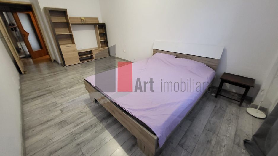Apartament cu 3 camere de vanzare in zona Straulesti - Poză 14