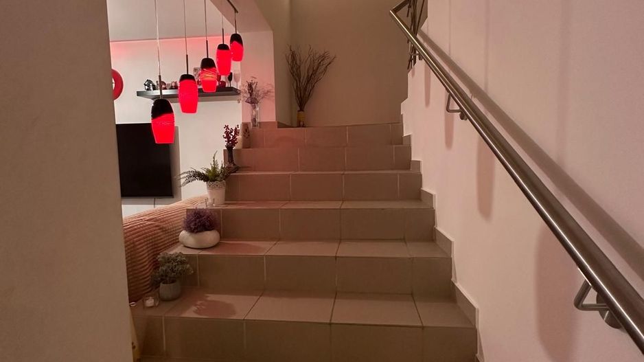 Casă individuală P+1E, construită în 2013–zonă liniștită, exclusiv de case - Poză 13