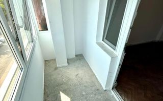 4 Camere Decomandat -  Etaj 2 - Bloc 1981 - Zona Galata - Poză 5