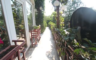 Casă / Vilă cu 8 camere de vânzare în zona Semicentral - Poză 59