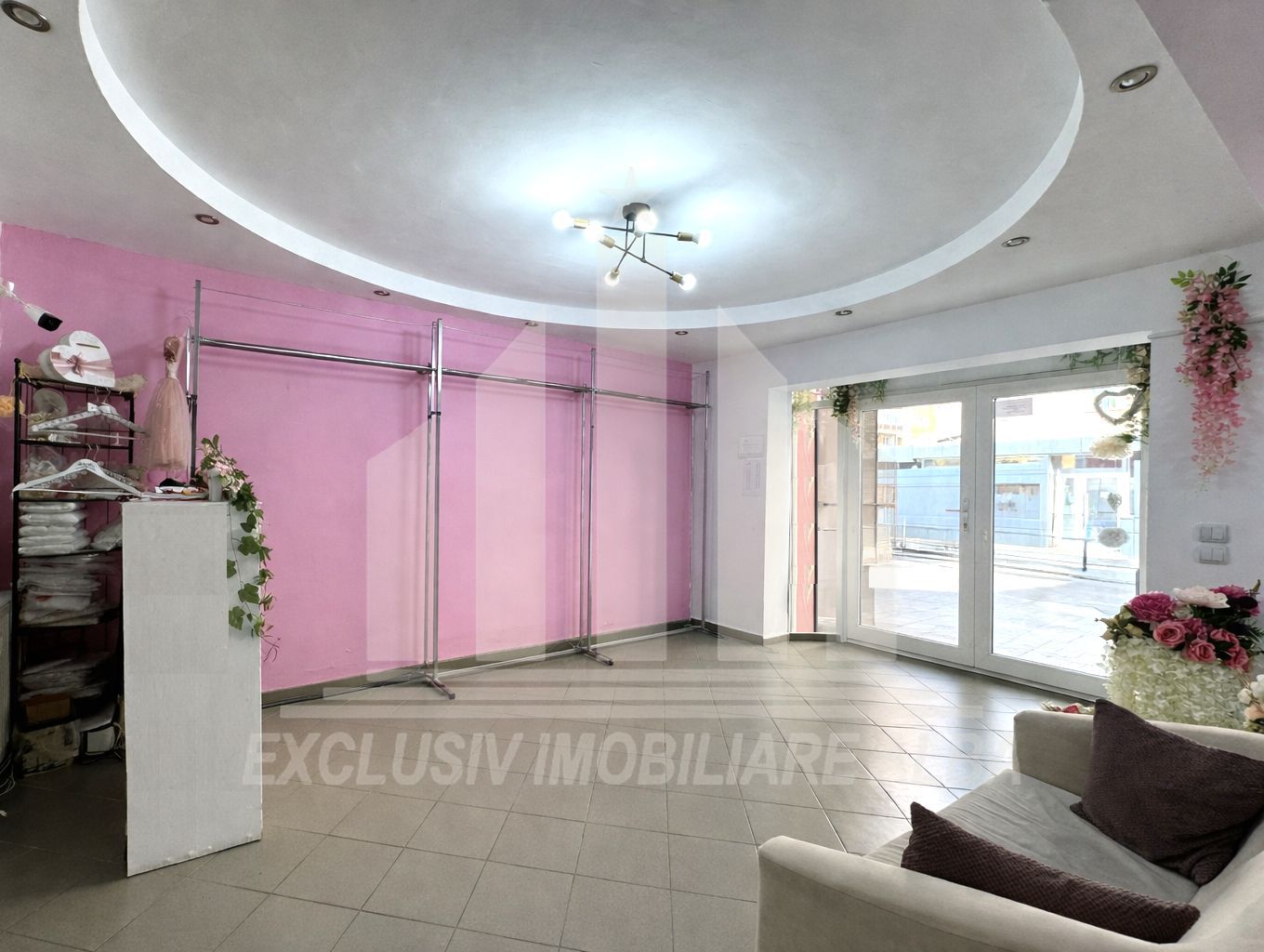 Spatiu comercial | De inchiriat | 70 mp | Cetate - Mercur - Poză 1