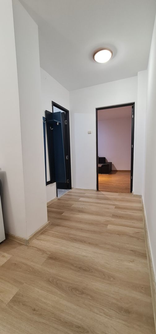 Apartament decomandat 2 camere cartier Tractorul mobilat utilat - Poză 11