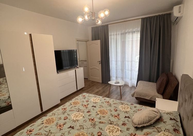 Inchiriez garsoniera Exigent Plaza - Faza 4 (loc parcare inclus) - Poză 1