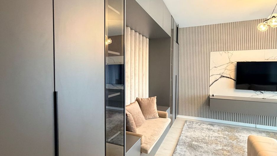 Inchiriere Apartament 3 Camere Cloud 9 + 2 loc de parcare - Poză 3