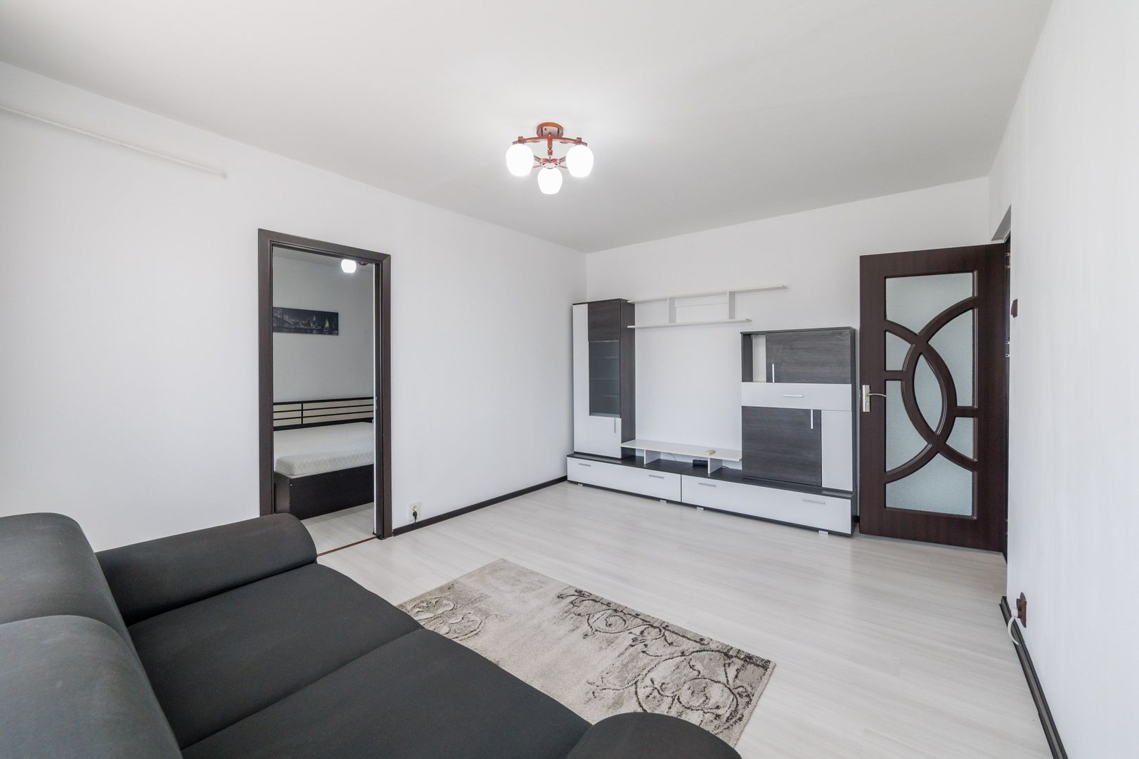 Apartament luminos cu 2 camere si parcare inclusa – Banat - Poză 3