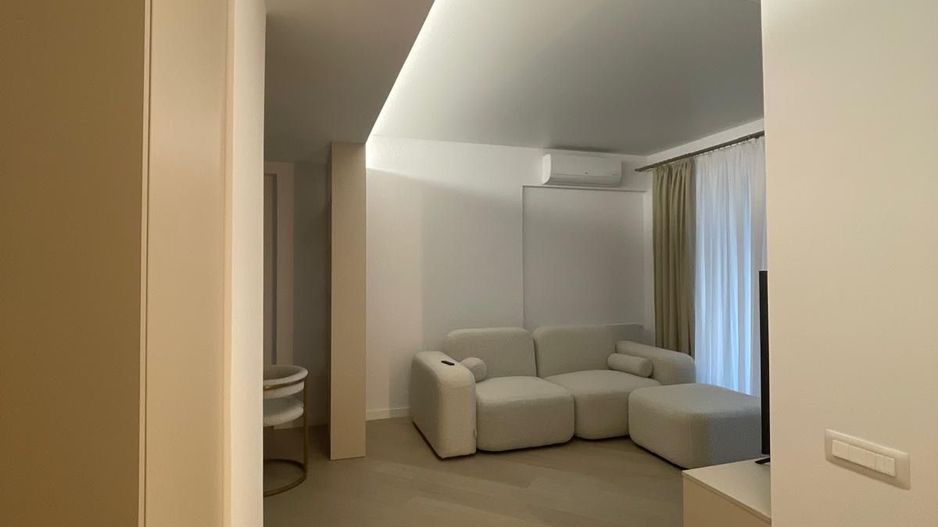 INCHIRIERE APARTAMENT TREI CAMERE MOBILAT UTILAT ZONA PIPERA CORTINA NORTH - Poză 7