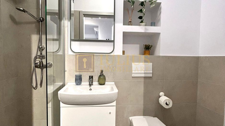Apartament la Punctele Cardinale, langa Medicina - Poză 14
