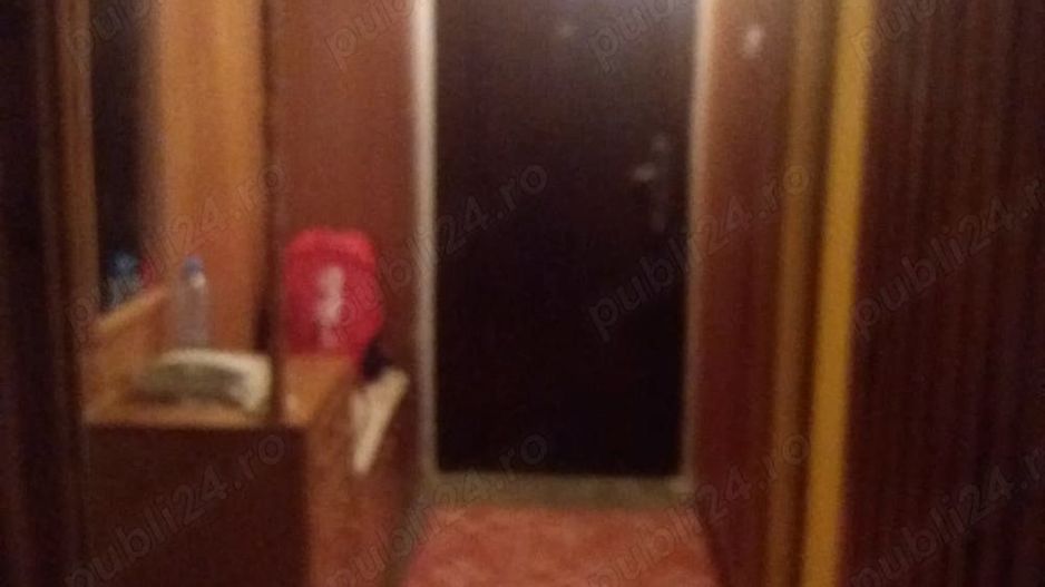 Apartament 4 camere de vanzare - Poză 1
