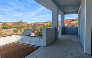 Vânzare  casă modernă, nouă, situată în centrul comunei Cristian, județul Sibiu - Poză 12
