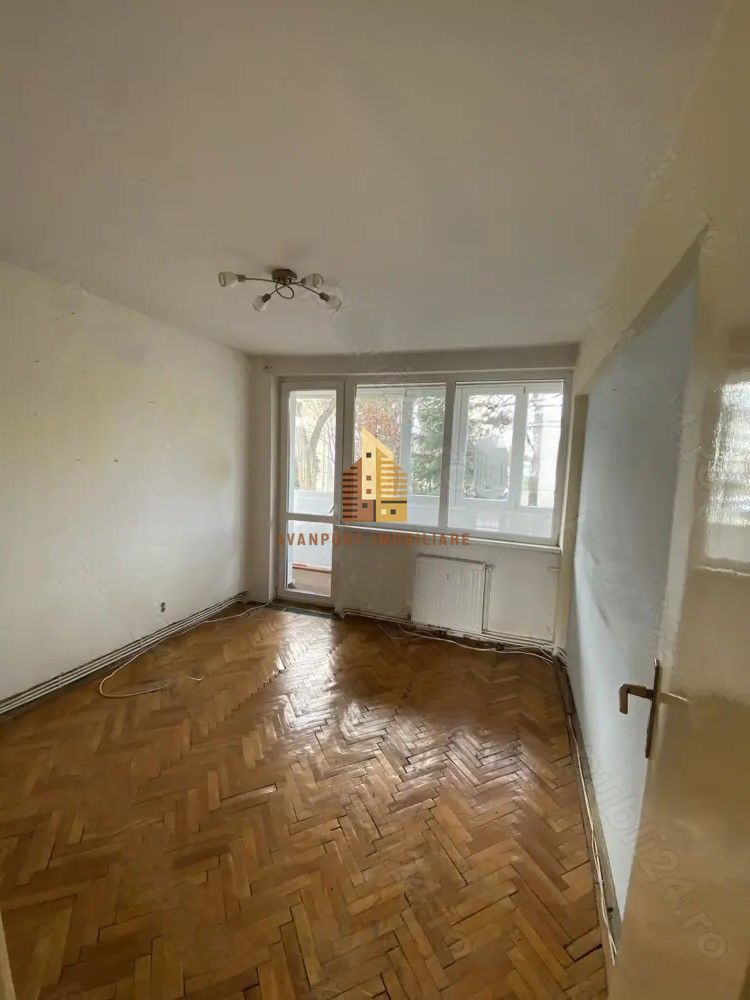 | Apartament cu 3 camere de vanzare | Cartierul Grigorescu | Etaj 1| - Poză 4