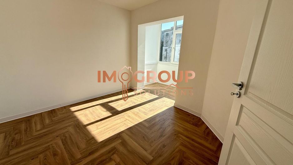 Nicolina- 3 Camere Decomandat - Etaj 2 - Bloc 1984 - Renovat Recent - Poză 1