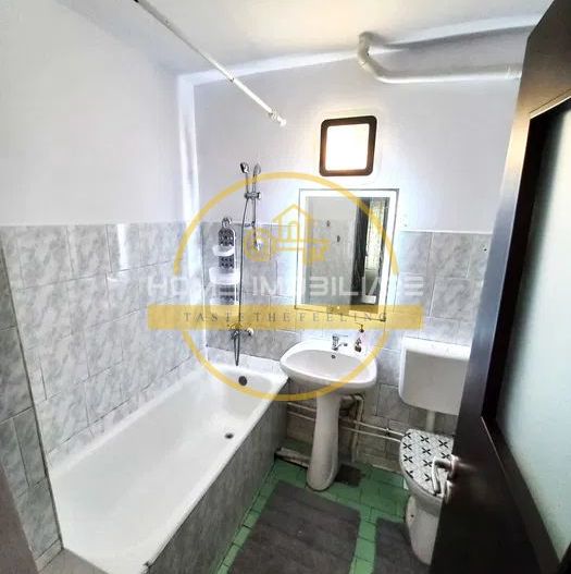 Apartament de inchiriat cu 2 camere Decomandat / Etajul 1/ 70mp/ zona Pacurari - Poză 7