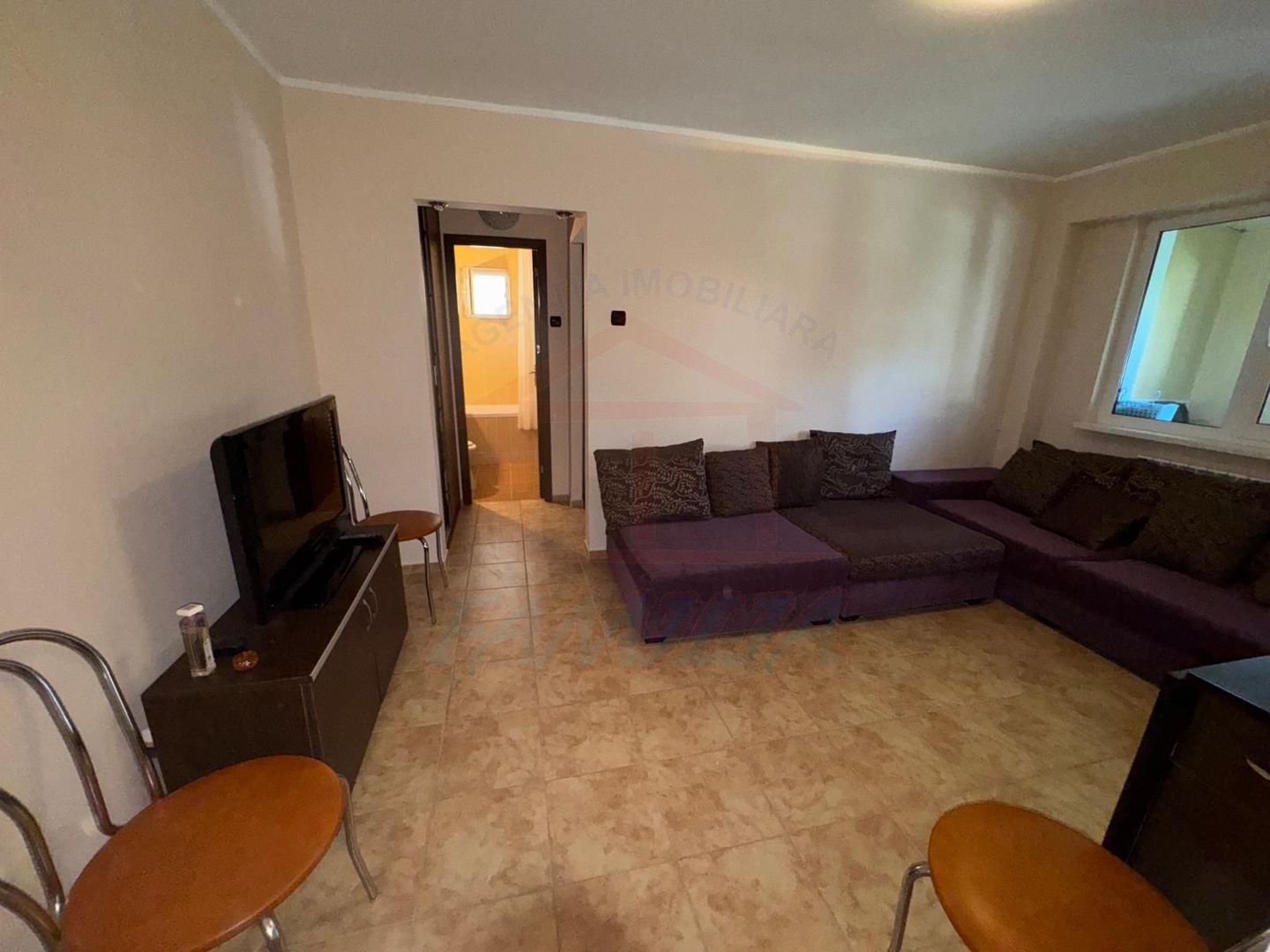 54.900 euro, APARTAMENT doua camere, etaj 2, Micro38 - Poză 1