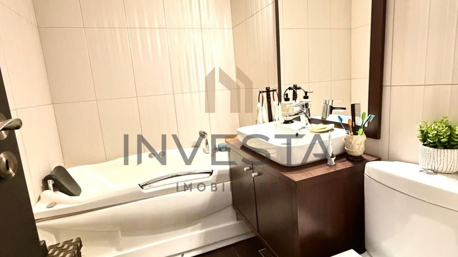 Apartament cu 3 camere pe strada Tulcea ! - Poză 12