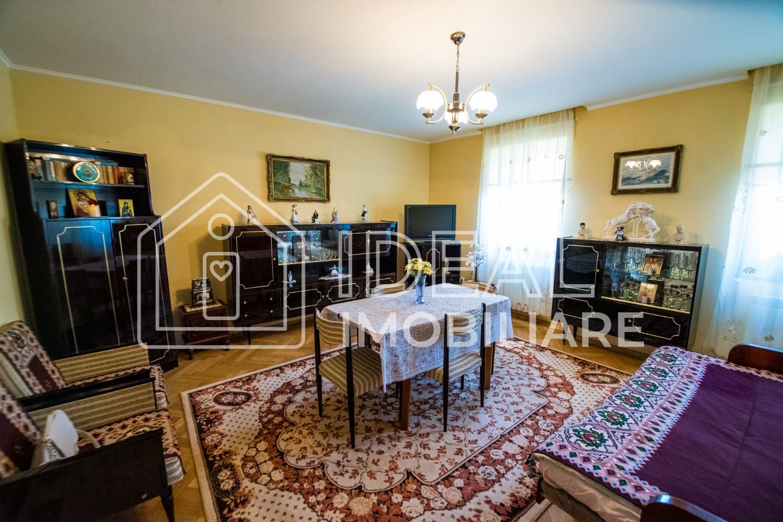 Casa Individuala cu 8 camere si 430 mp de curte, zona Calea Poplacii - Poză 33