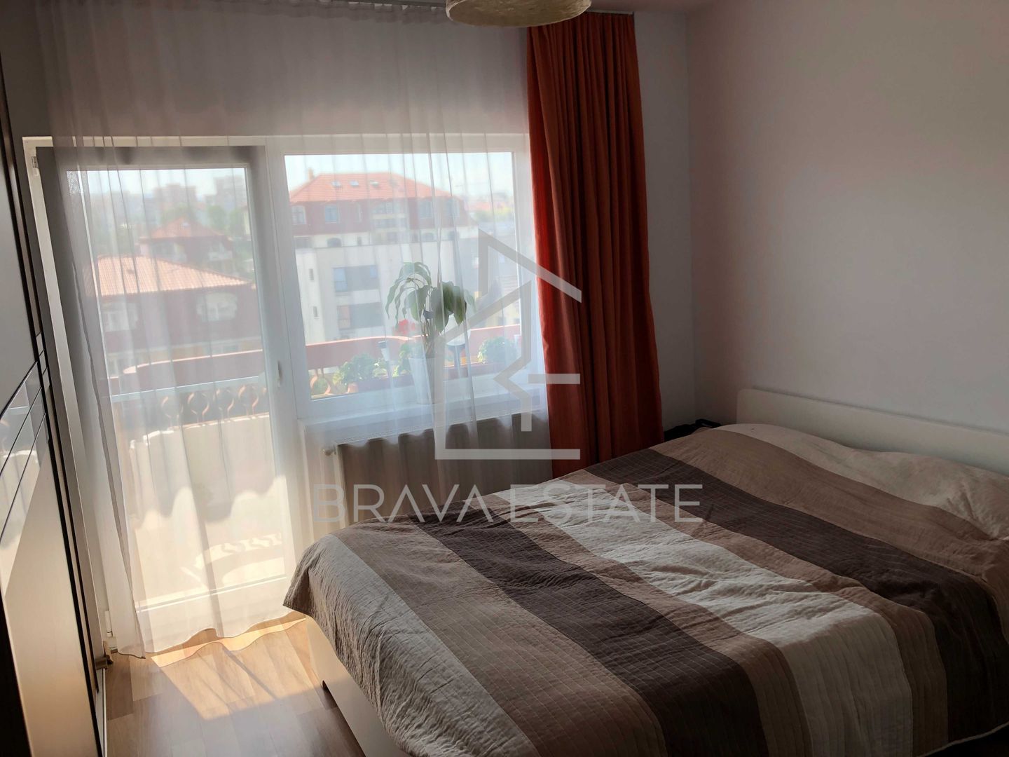 Apartament 54mp,  2 camere decomandate, balcon, parcare,  Zorilor, - Poză 3