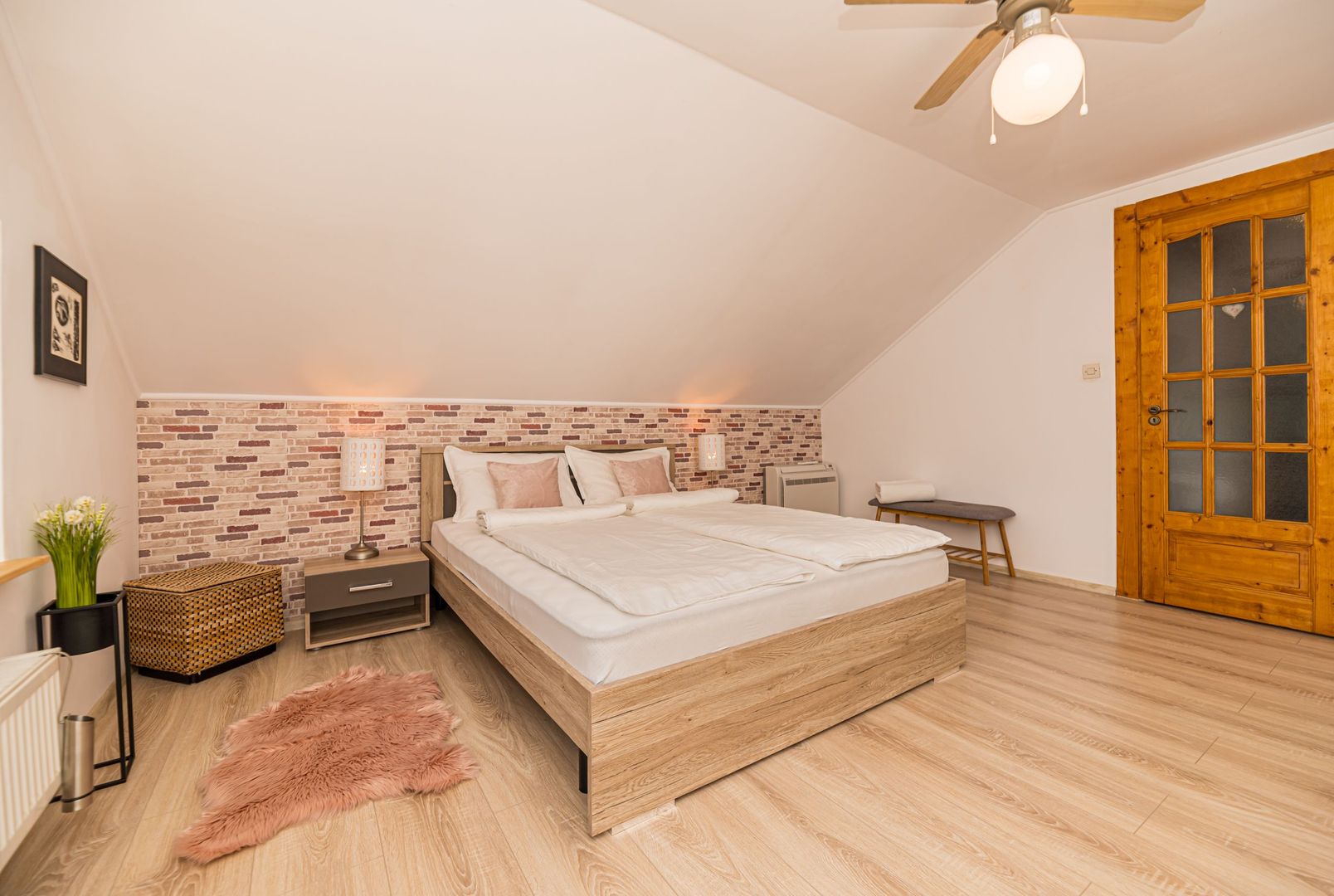 Vila de lux,  de inchiriat! Drumul Poienii! - Poză 28