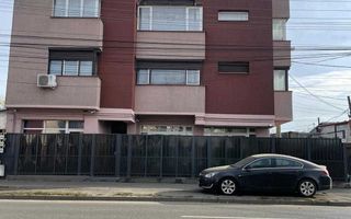 Vand imobil P+2 zona salaj rahova cu doua spatii comerciale - Poză 1