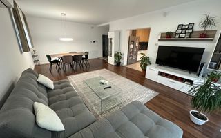 Apartament in vila cu curte  Dumbravita - Poză 2