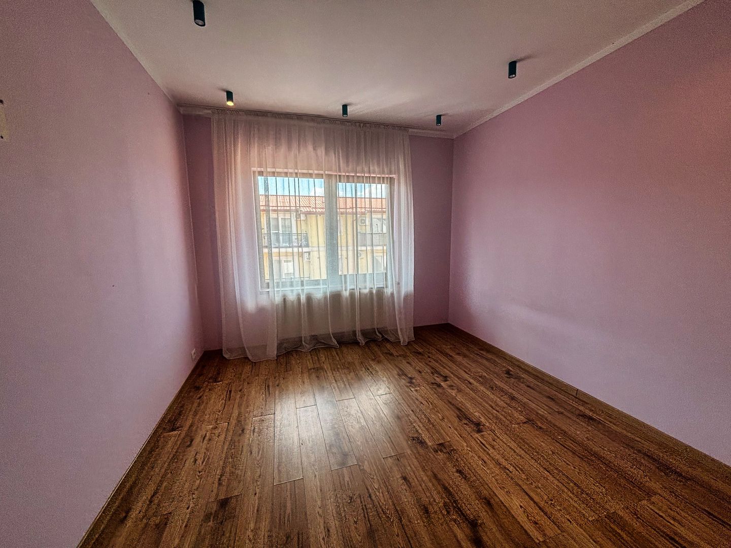 Living Generos și Locație Ideală - intrare Giroc - Poză 11