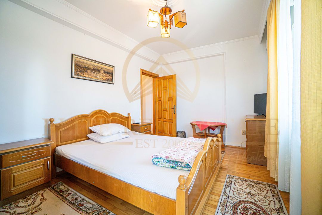 Apartament spațios cu 3 camere, 2 băi și 3 balcoane – zona FAR, bloc 2003 - Poză 4