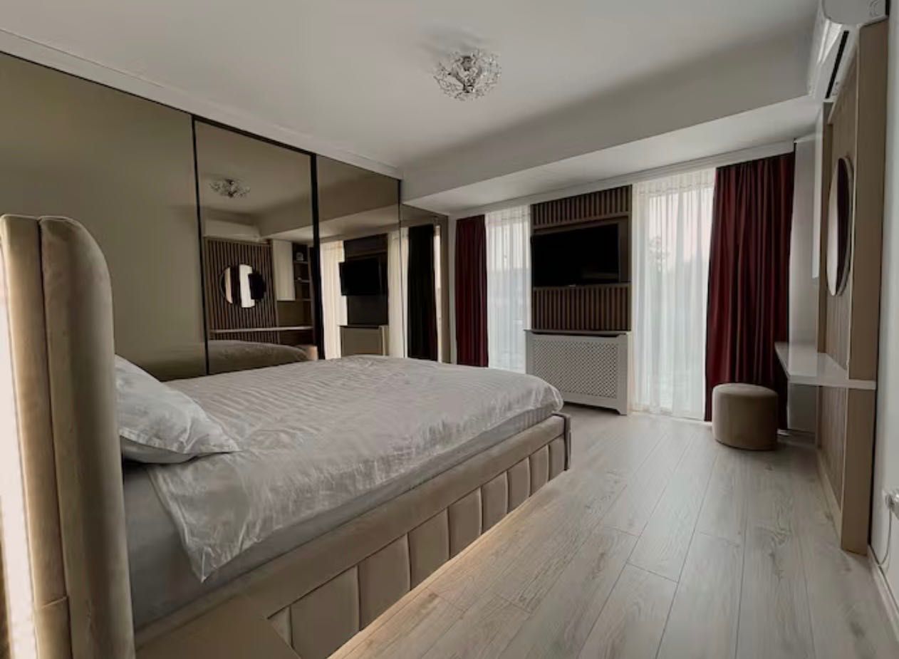 Apartament cu 3 camere decomandat | 70 mp | Bulgaria - Poză 1