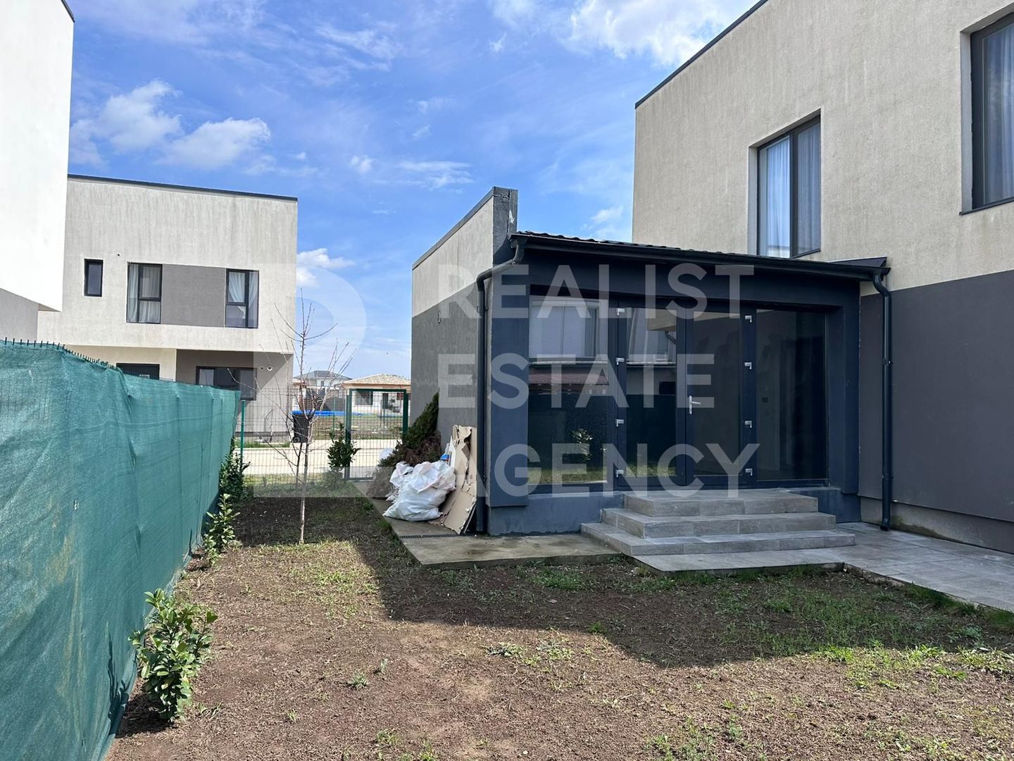Vila individuală | Tunari | Gradina | Garaj - Poză 3