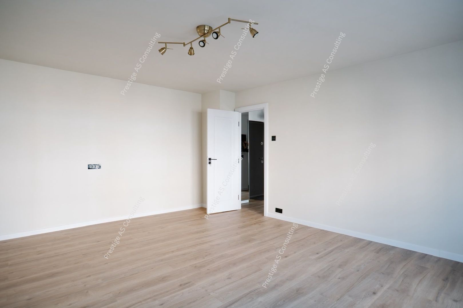3 camere decomandat | Prima Inchiriere | Iulius Town – Matei Basarab - Poză 13