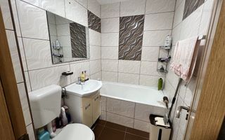Vânzare, apartament cu 2 camere în zona Drumul Taberei - Poză 11