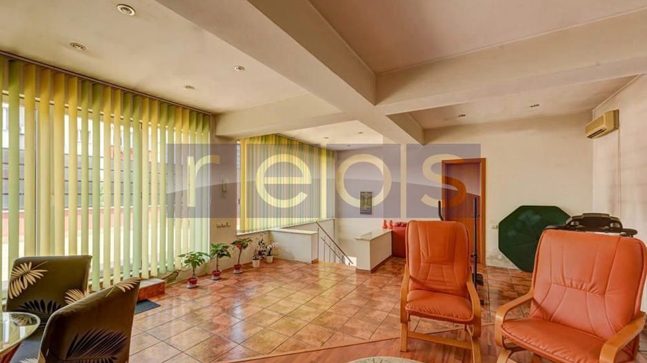 VILĂ INDIVIDUALĂ 5 CAMERE DOMENII - Poză 3