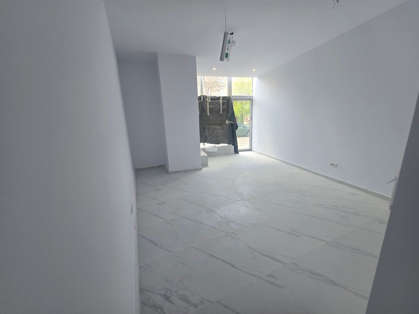 Spatiu comercial 66mp Dristor McDonald's Metrou Stradal Camil Ressu - Poză 5