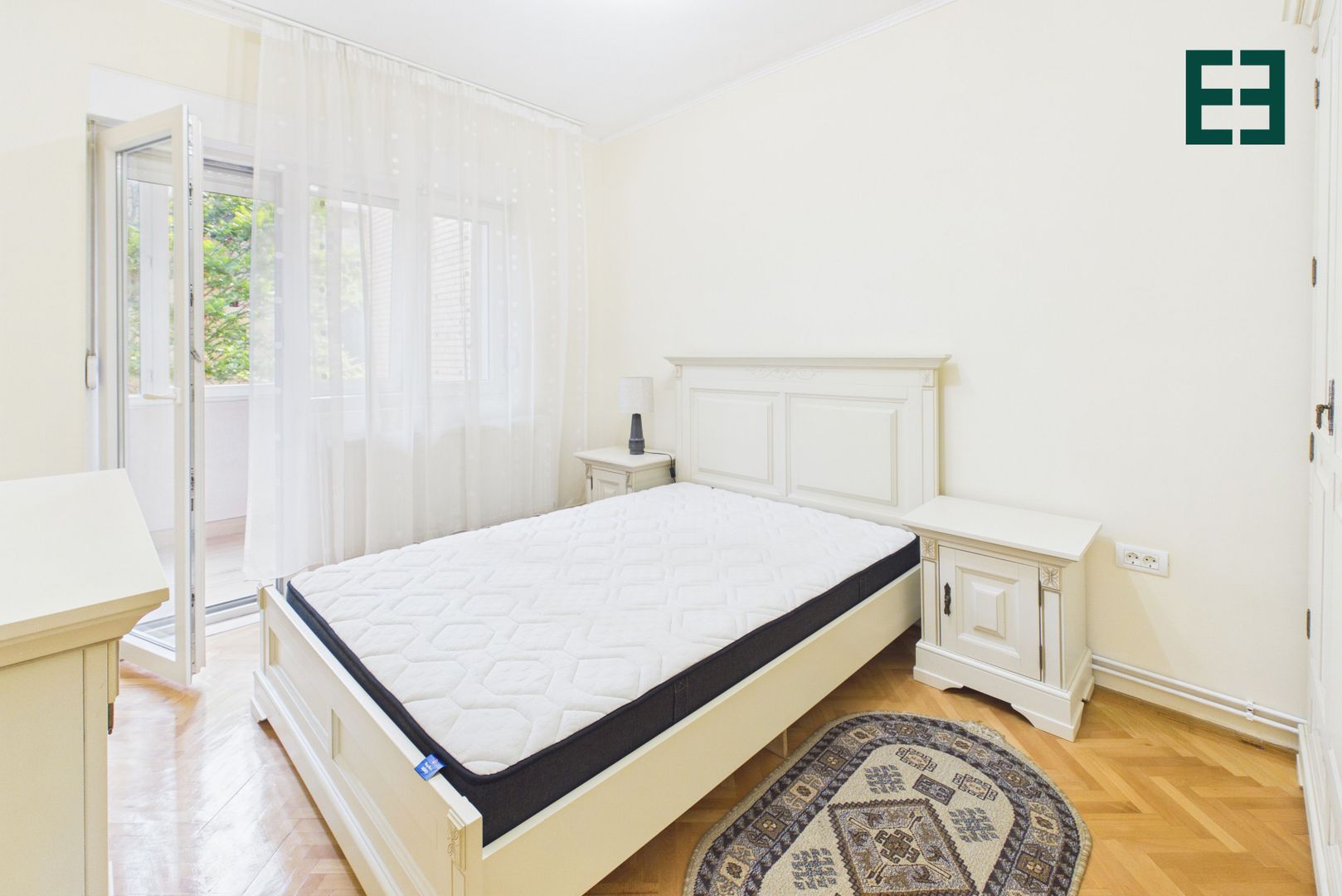 De închiriat - Apartament cu 2 camere -  Zonă Ultracentrală - Arad - Poză 3