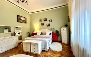 Apartament grandios cu vedere spectaculoasă spre Piața Libertății - Poză 17