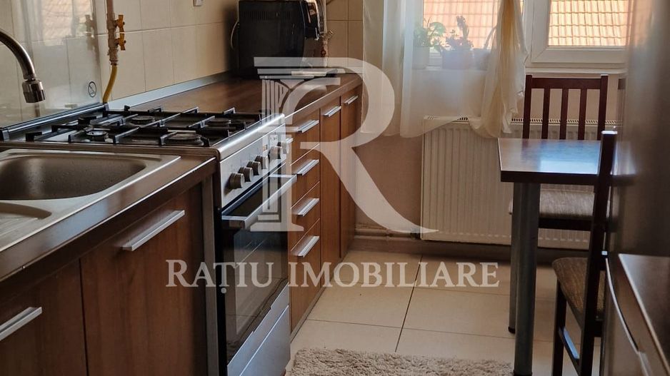 Apartament cu 3 camere | Zona Universității | Oradea - Poză 8