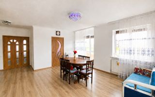 Casă generoasă cu 2 Nivele și confort modern – 10 Ari, Băcioi (sat Frumușica) - Poză 6