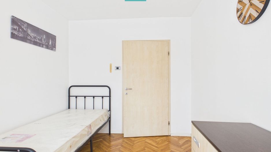 Apartament cu 3 camere și 2 băi zona Aurel Vlaicu - Poză 8