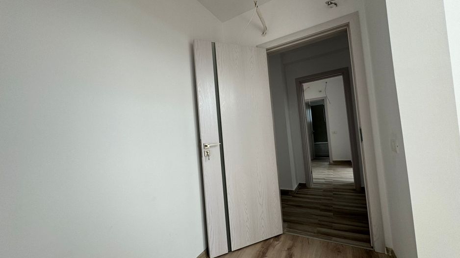 SENZATIONAL! Apartament 4 Camere Decomandate si Terasa  - Berceni - Poză 14