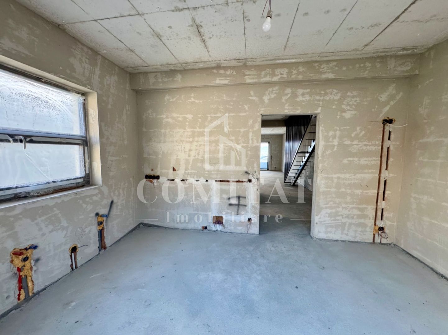 Casă de tip duplex de vânzare | Stadiu semifinisat | Zona Voroneț - Poză 10