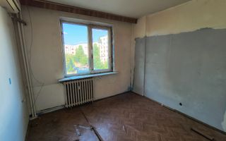Apartament 3 camere semidecomandat Berceni - Poză 2