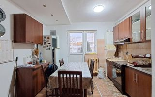 2 camere, 2 Balcoane, Decomandat, etaj 1/4,  Grigorescu!! - Poză 1