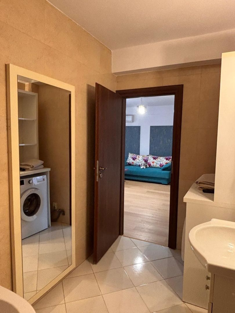 Apartament 2cam, decomandat, centrala proprie, parcare privata, metrou - Poză 11